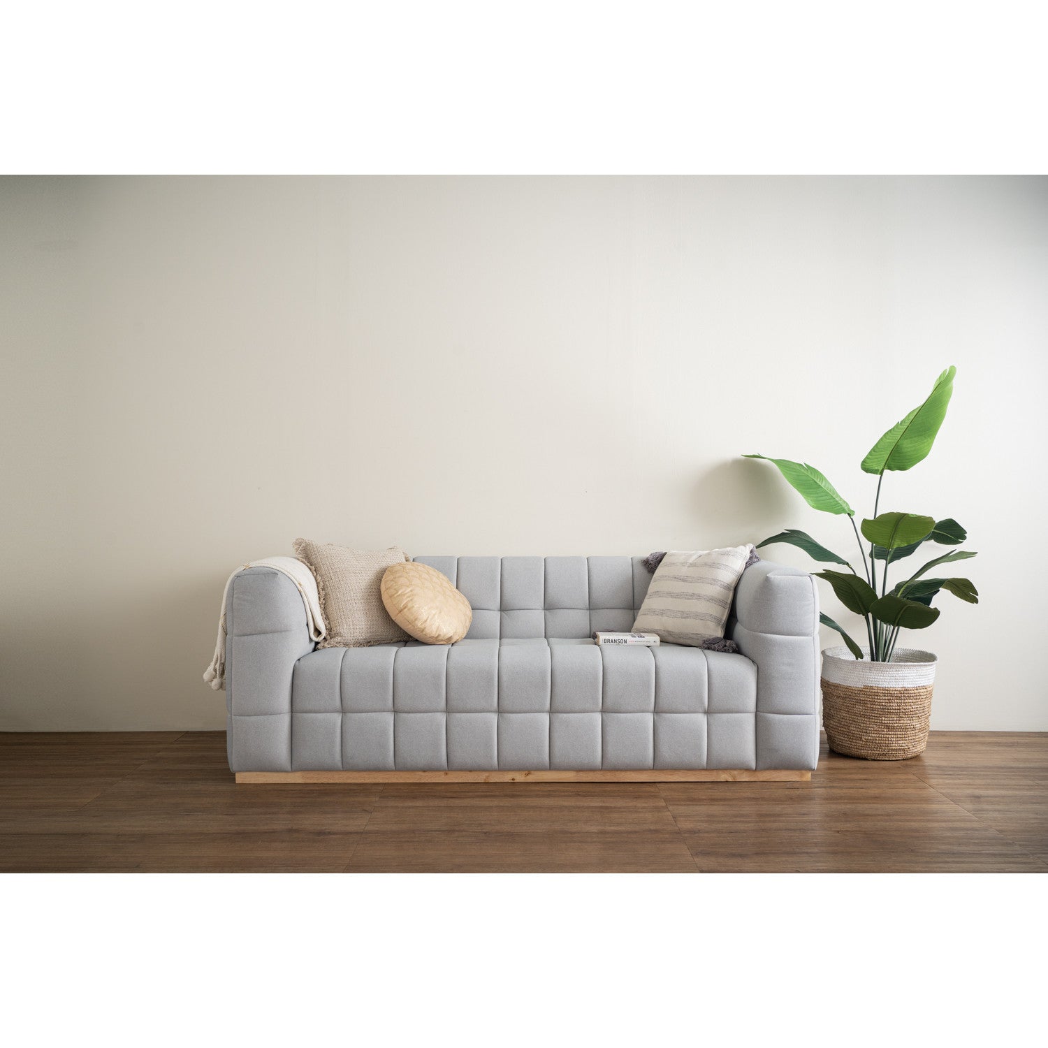 Selaro 3 Seater Sofa