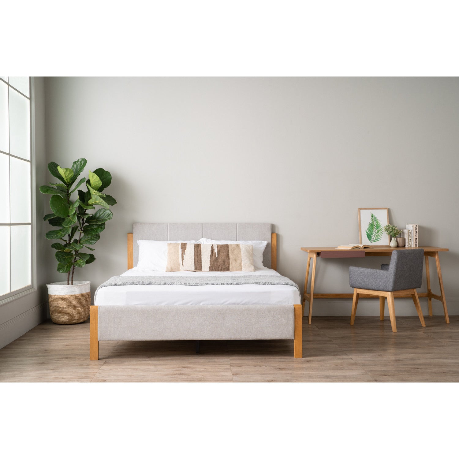 Elara Queen Bed